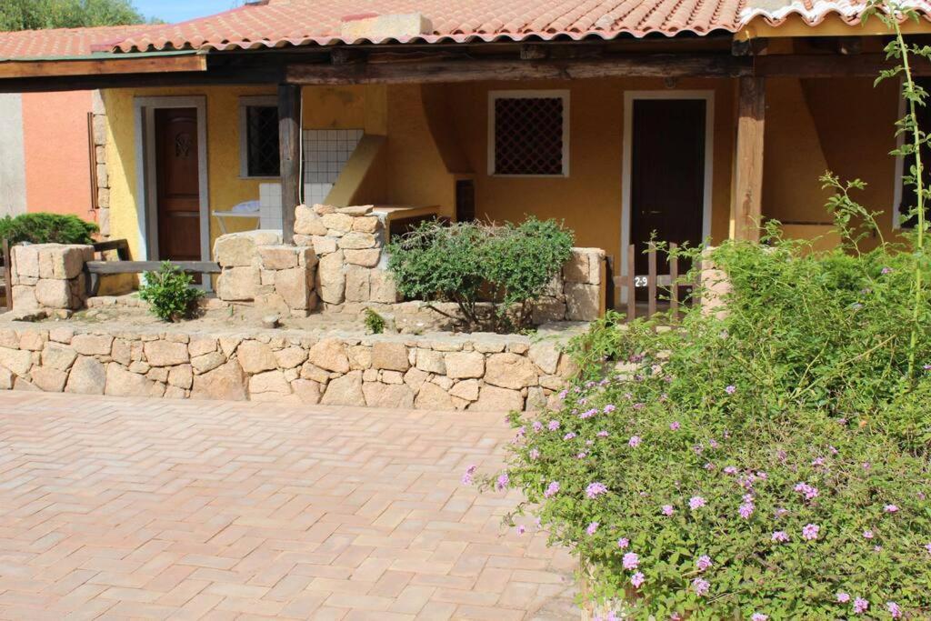 Casa Di Lu' - Bilocale Con Giardino - Porto Pollo Apartment Exterior photo